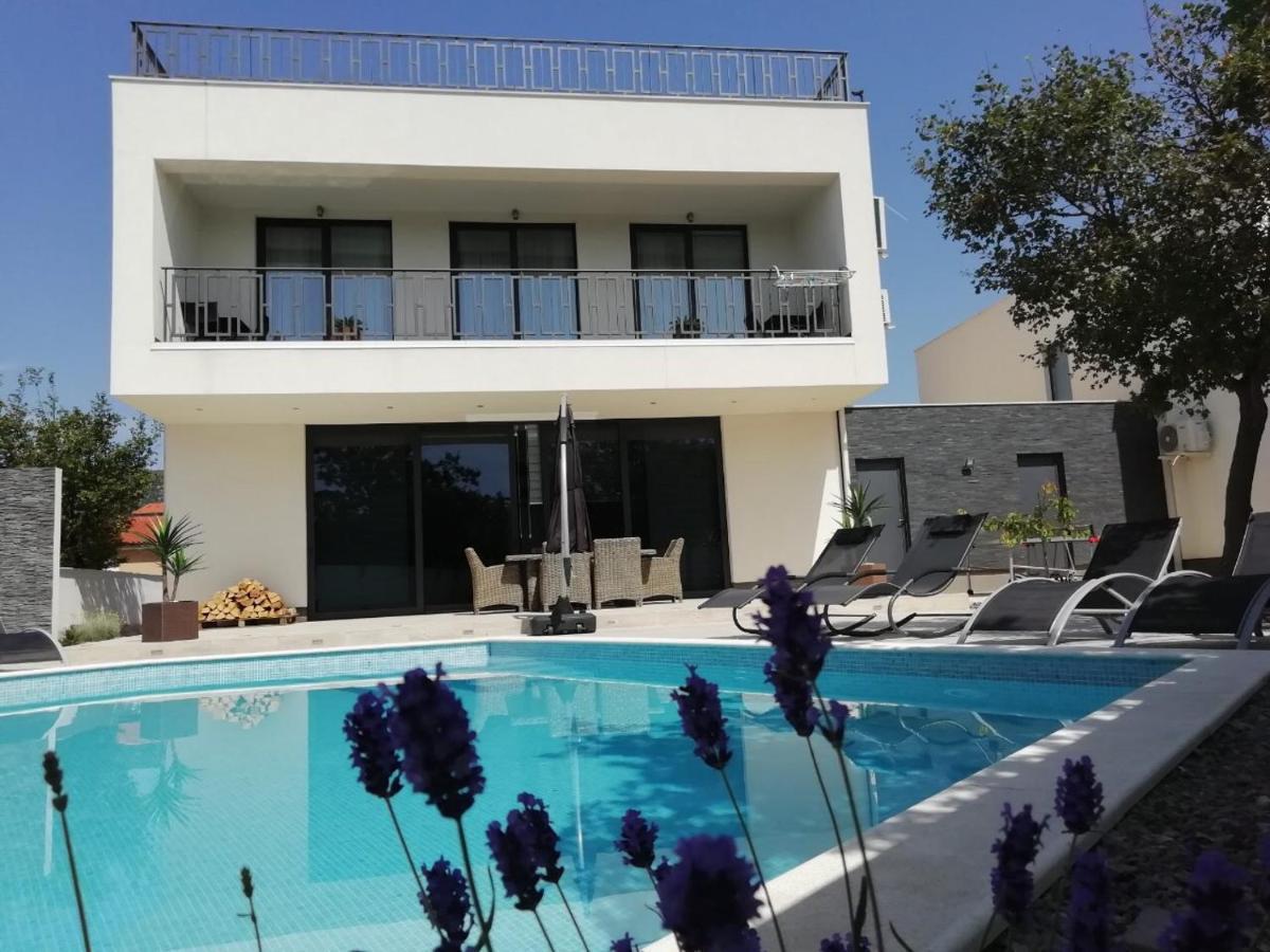 Vila Martina - Bellevue Šmrika Zewnętrze zdjęcie